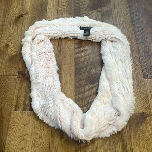 Adrienne Landau Woman’s Pink Rabbit Fur Scarf